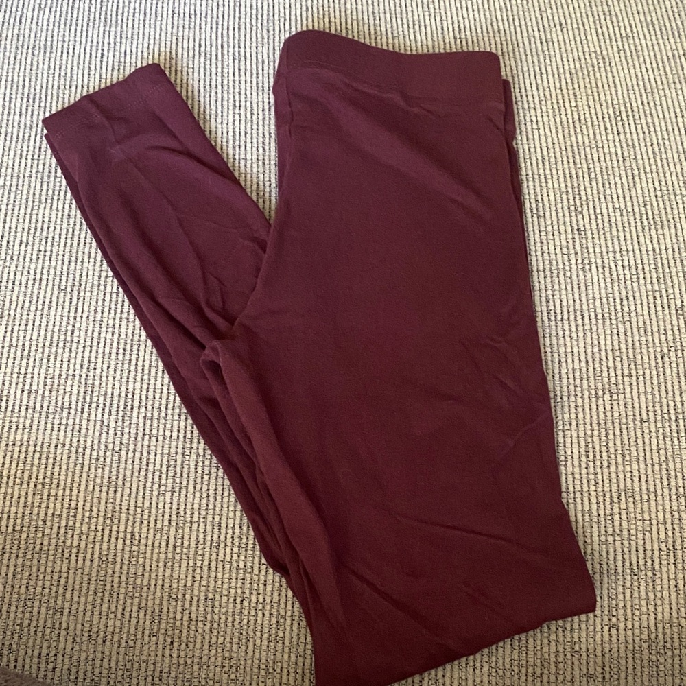 ⭐ 3 for $15 ⭐ - Old Navy Maroon Leggings